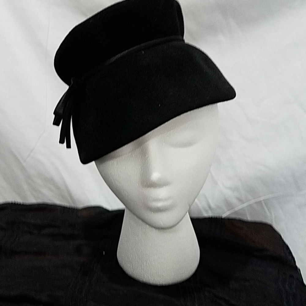 Vintage hat